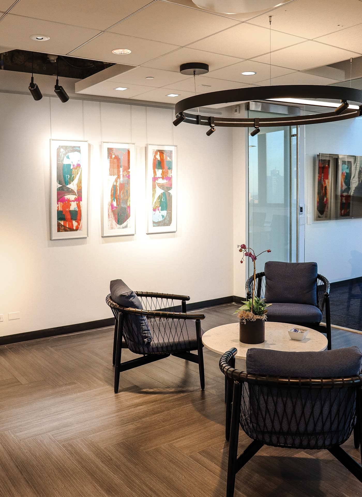 photo-gallery-commercial-office-nyc-experience-center-by-acuity-academy-13